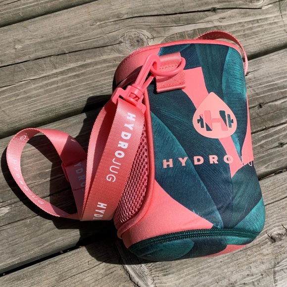 Hydrojug Tropic sleeve-like new! - Picture 4 of 7